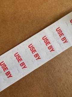 Saito 8 Use By Permanent Labels 21x12mm 005802R